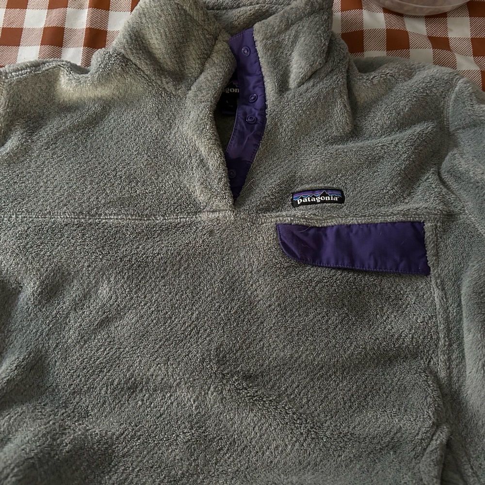 Patagonia fleece pull over